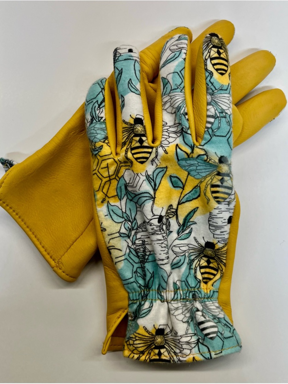 Golden Yellow Deerskin Leather Garden Gloves with Bee Print